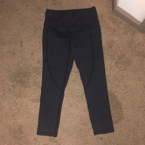 Black workout leggings